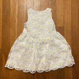 NWOT Young Dimension White Floral Embroidered Sleeveless Dress, Size 9-12M